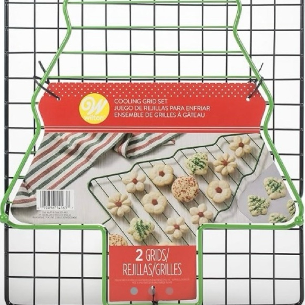 Wilton Baking Cooling Racks  2/Pkg Christmas Tree or Snowman - NEW
